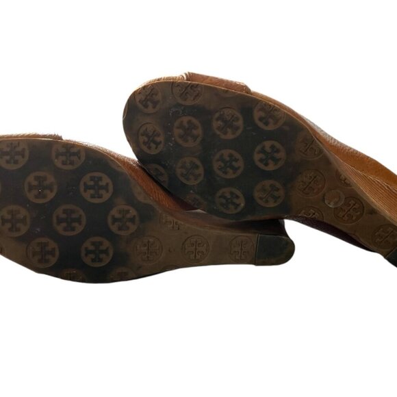 Tory Burch Natalya Pebbled Leather Saddle Brown Pumps Wedges - Picture 10 of 10